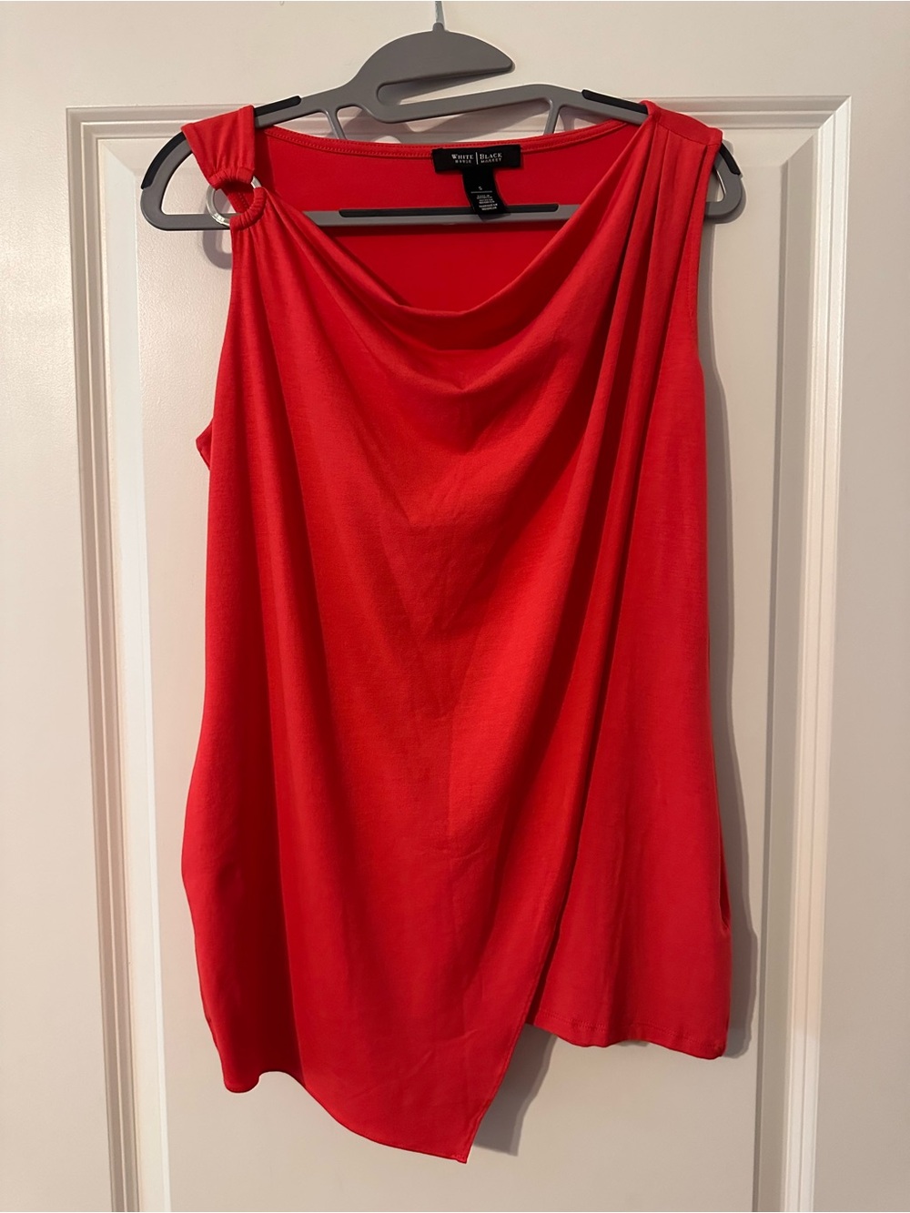 White House Black Market Coral  Sleeveless Top Small